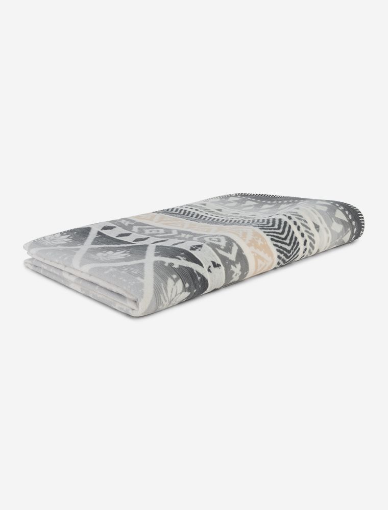 Cuddle blanket flower of life gray