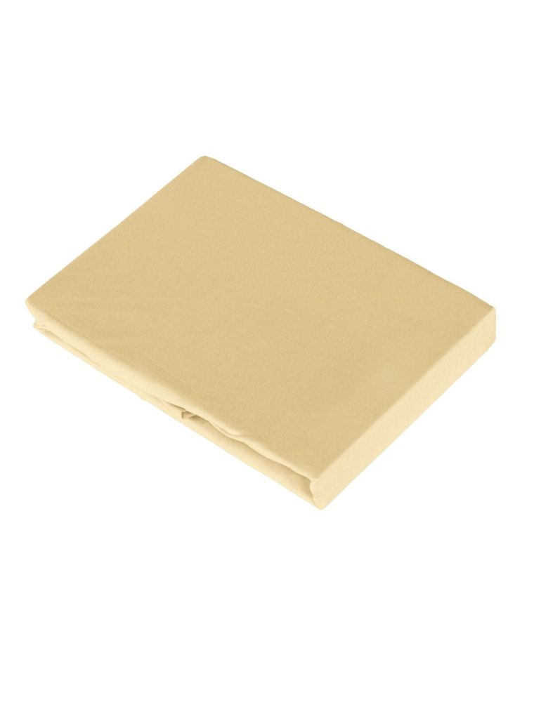 Spannbetttuch gefaltet in sahara-beige. Ein dezenter Sand-Ton für tolle Kombinationsmöglichkeiten.