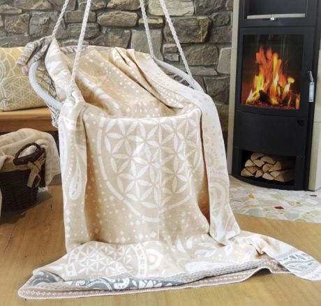 Great cozy blanket made of 100% organic cotton. Beautiful design and a wonderful material for cozy hours.